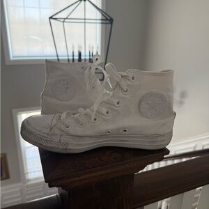 White converse💘
